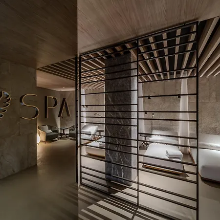 ホテル グランド ドゥキ ダオスタ