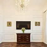 杜奇德奥斯塔大酒店 5* 的里雅斯特