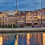 杜奇德奥斯塔大酒店