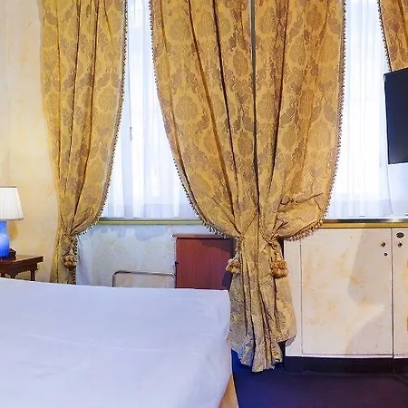 Grand Duchi D'aosta Hotel