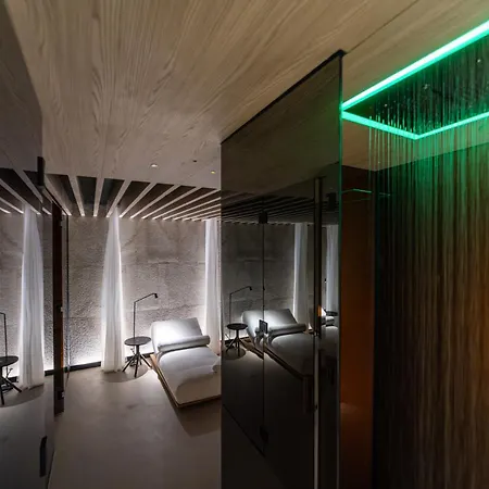 Ξενοδοχείο Grand Duchi D'aosta 5*