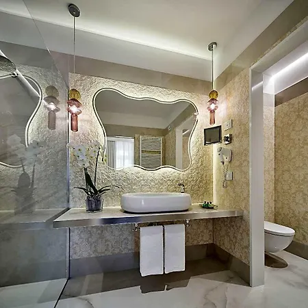 Grand Duchi D'aosta Hotel