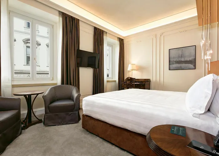 Ξενοδοχείο Grand Duchi D'aosta 5*